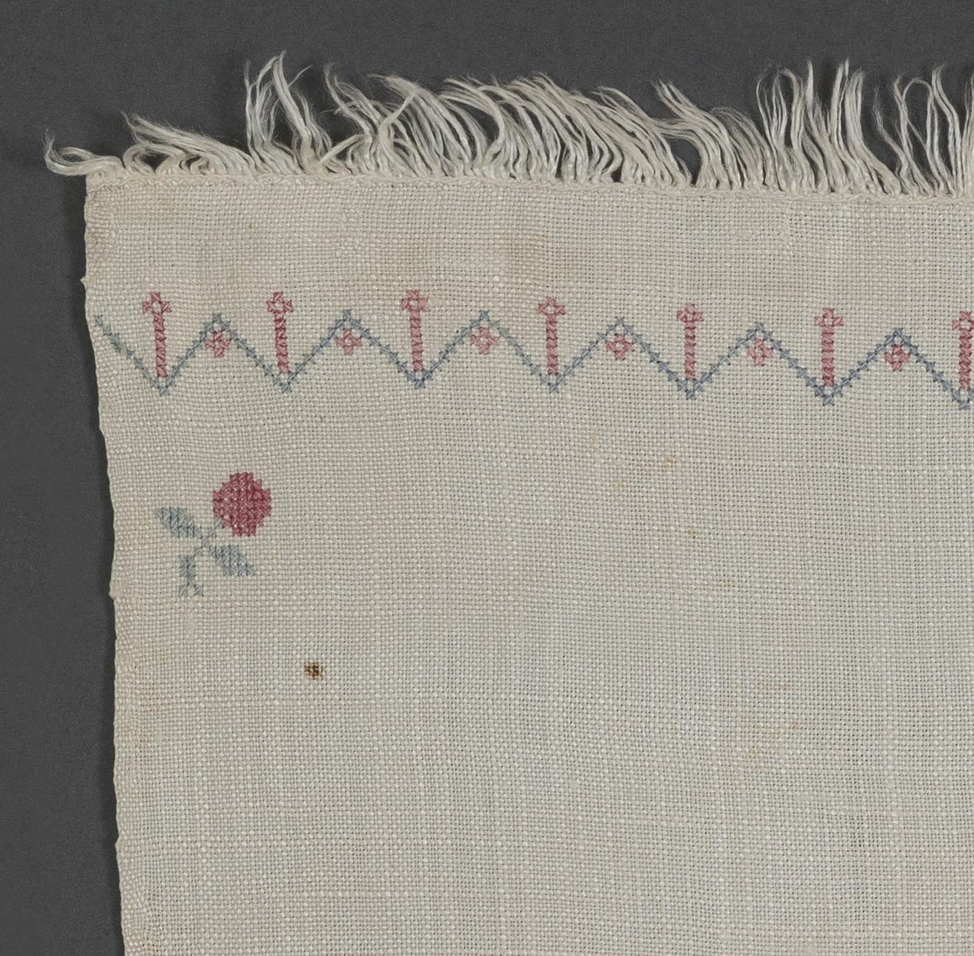 2000.0007.037 Towel, detail 2