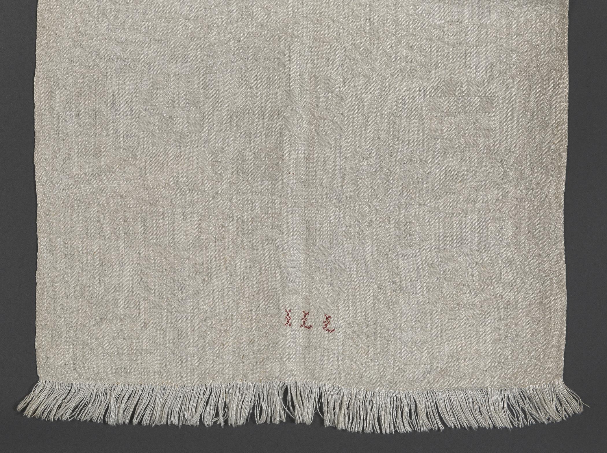 2000.0007.103 Towel, detail 1