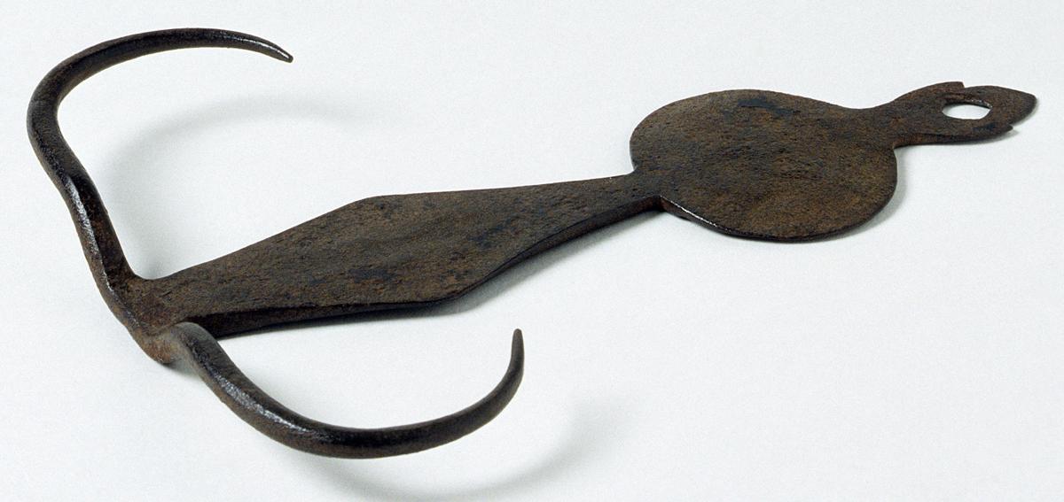 2000.0010.001 Skewer Holder