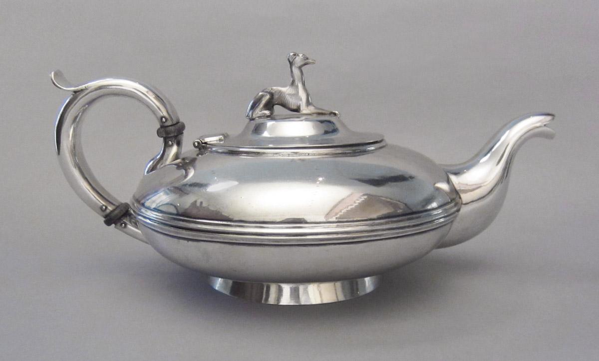 2000.0011 Teapot, side 2