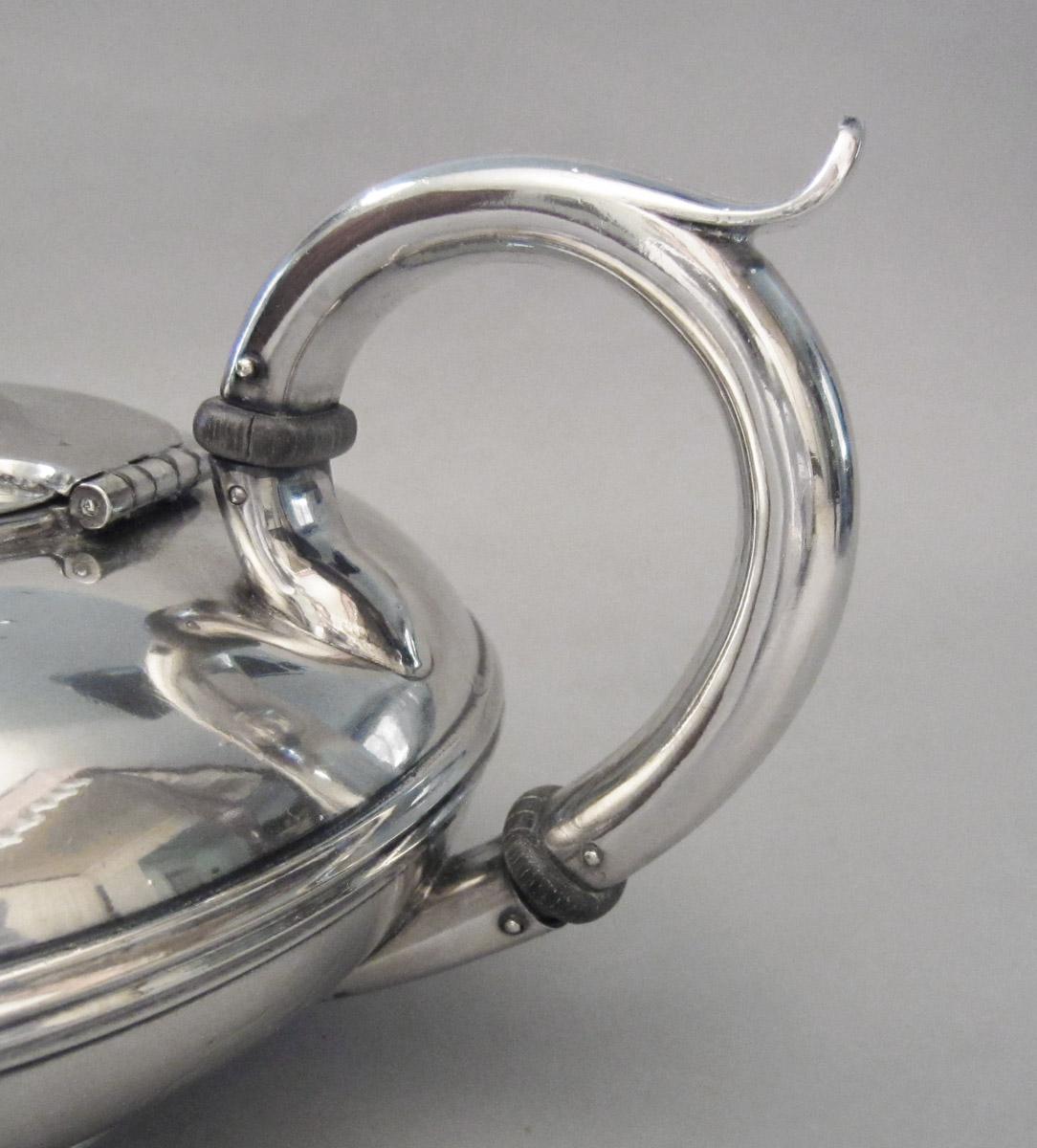 2000.0011 Teapot, handle
