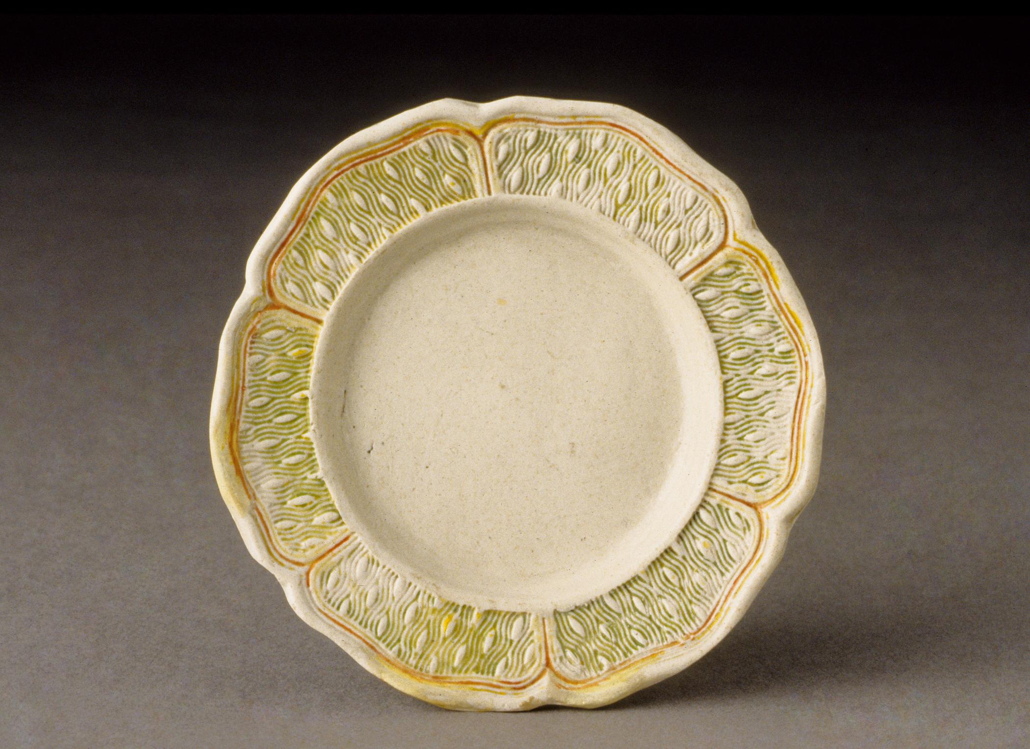 2000.0012.003 Stoneware plate
