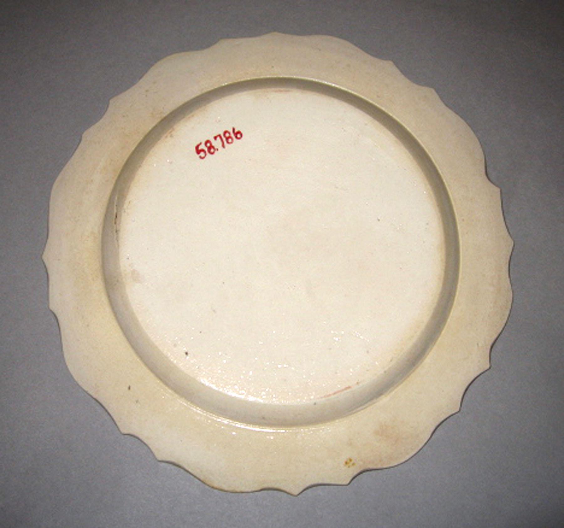 1958.0786 Stoneware plate (underside)