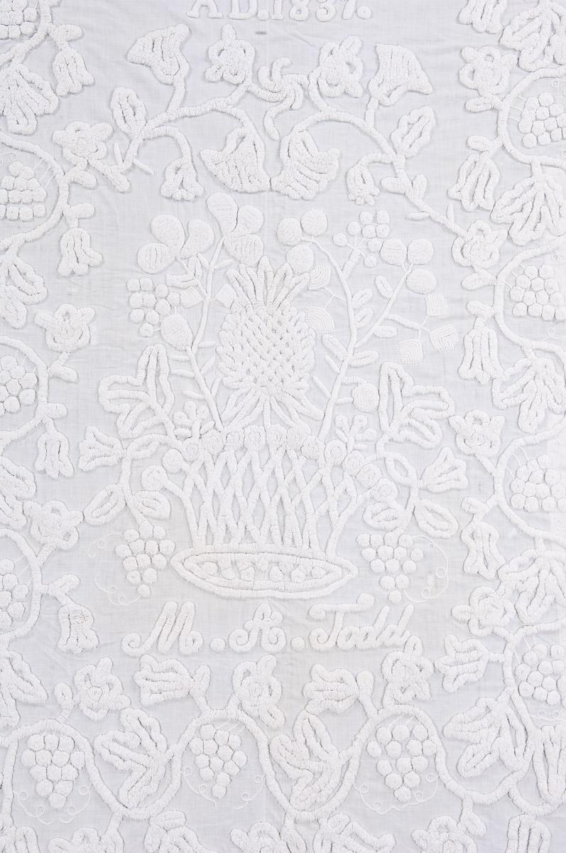 2000.0028.002 Bedcover, Bedspread, whitework (detail 8)