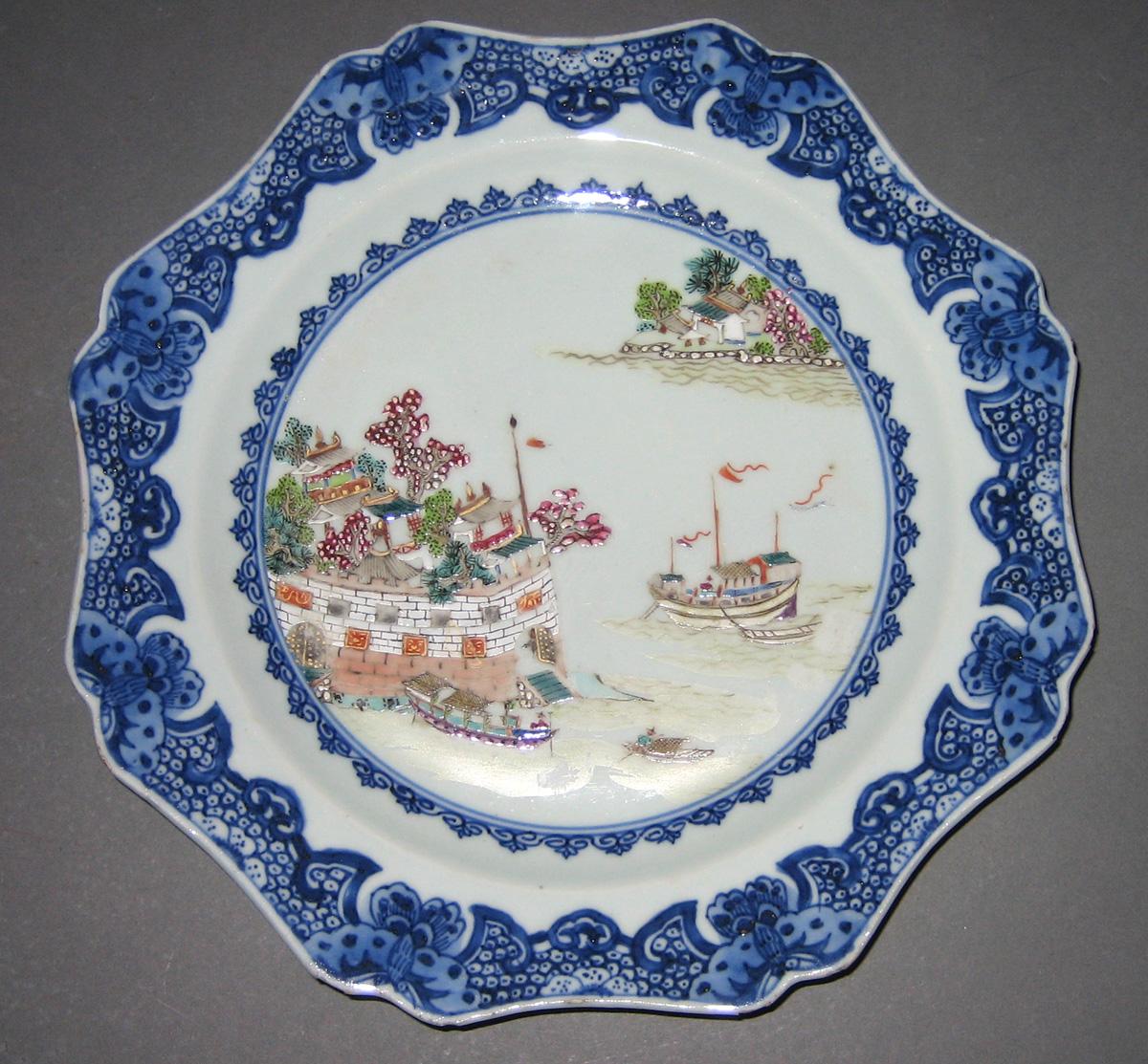 2000.0049.002 Porcelain Plate