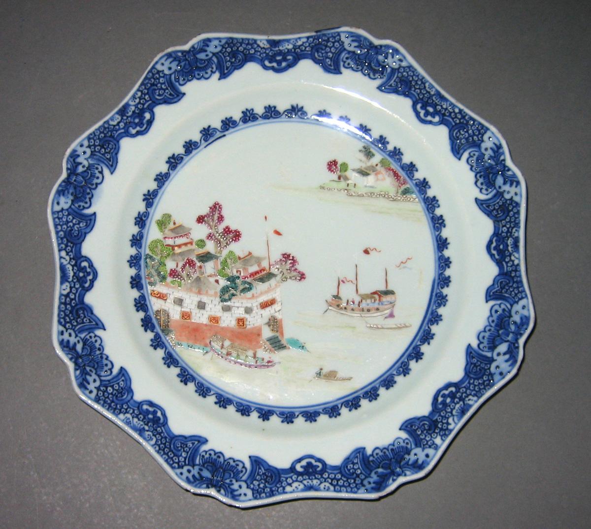 2000.0049.005 Porcelain Plate