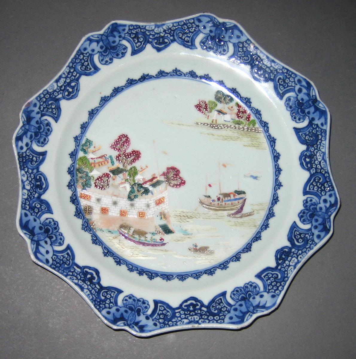 2000.0049.008 Porcelain Plate