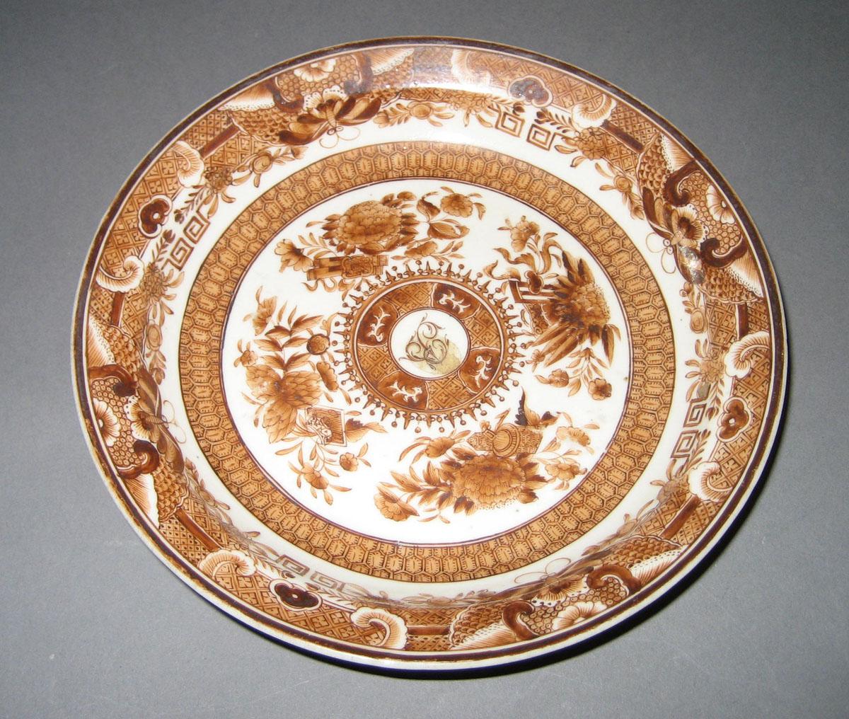 2000.0057.035 Saucer