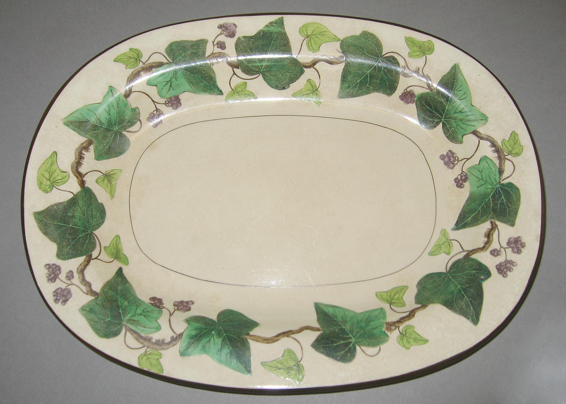 2000.0057.043.006 Creamware dish