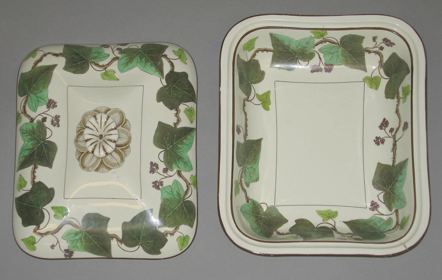 2000.0057.043.011 A, B Creamware dish