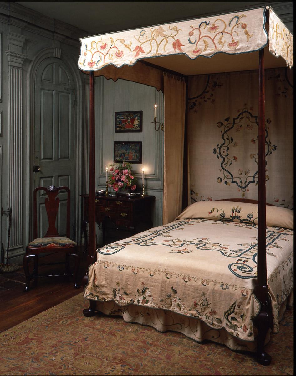 Room-Cecil Bedroom with crewel bedhangings