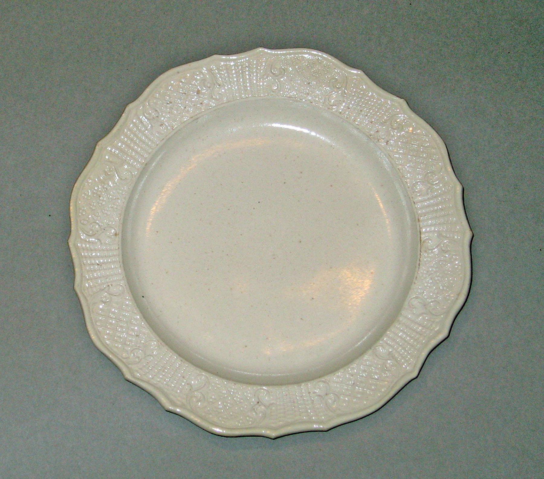 1958.0813 Stoneware plate