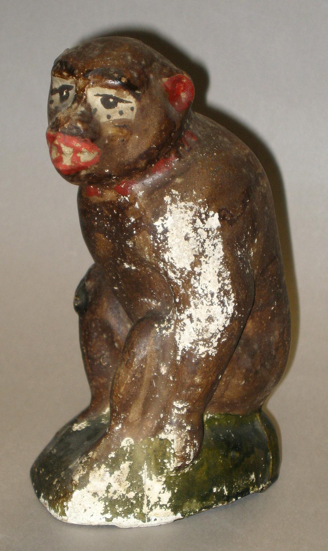 2000.0057.048 Chalkware monkey (ape)