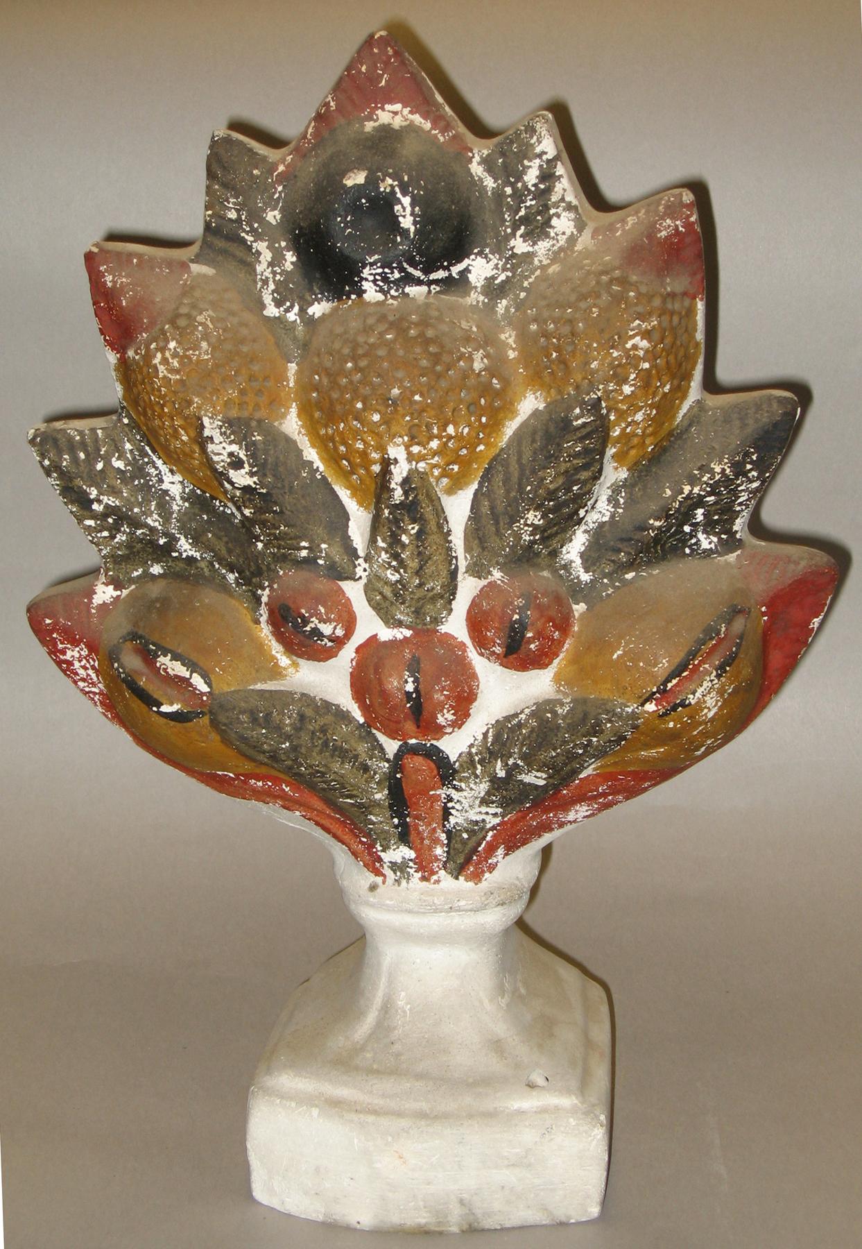 2000.0057.057 Chalkware fruit garniture