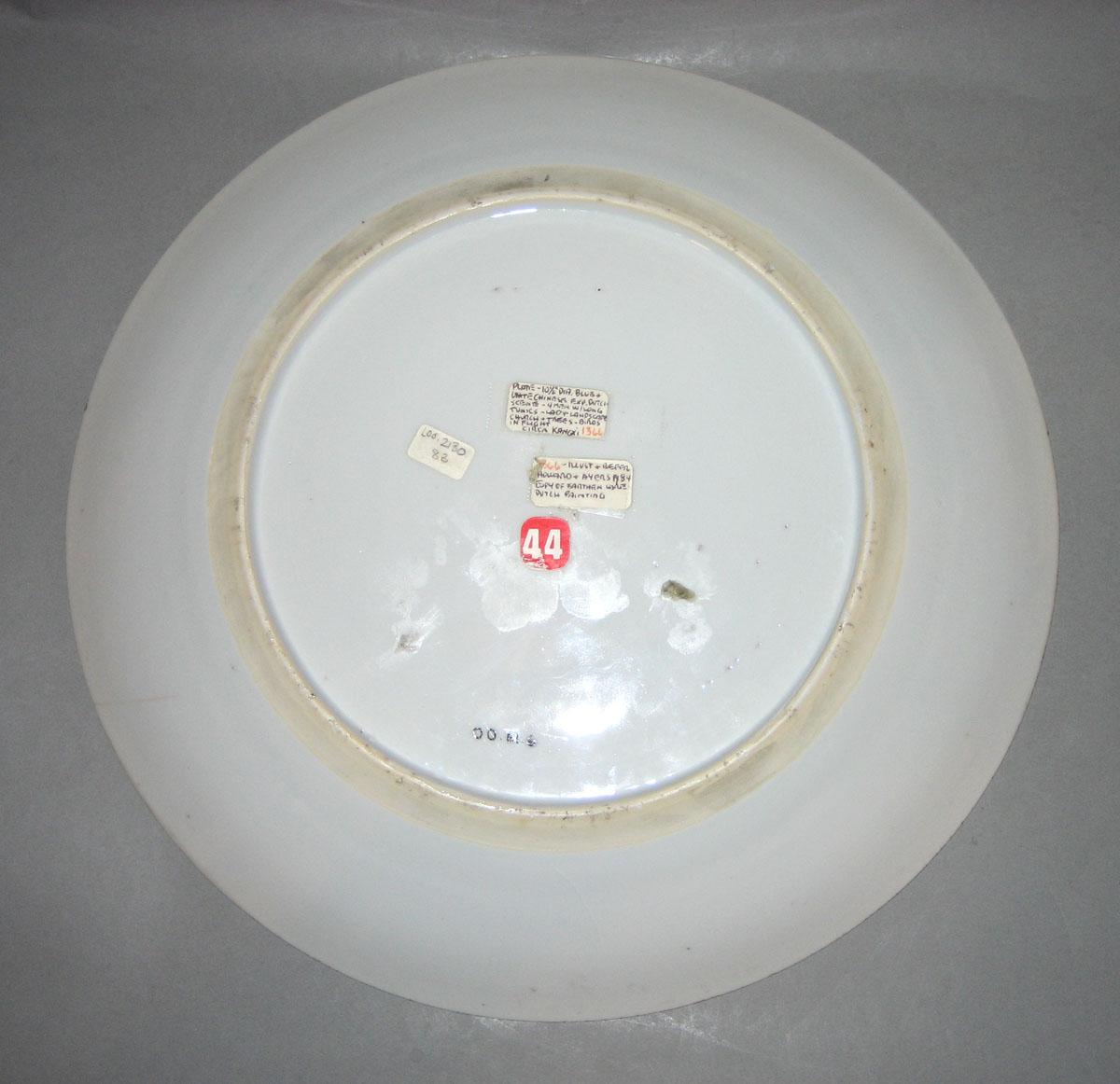 2000.0061.006 Porcelain plate