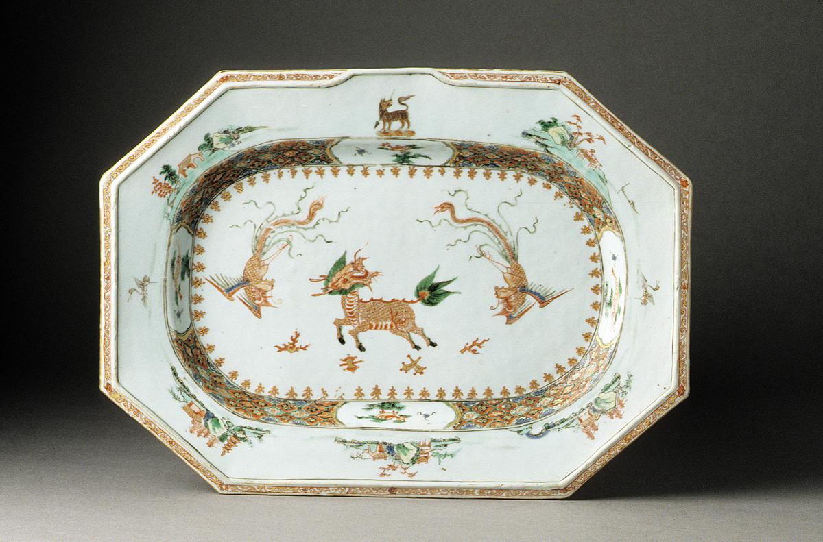 2000.0061.008 Dish
