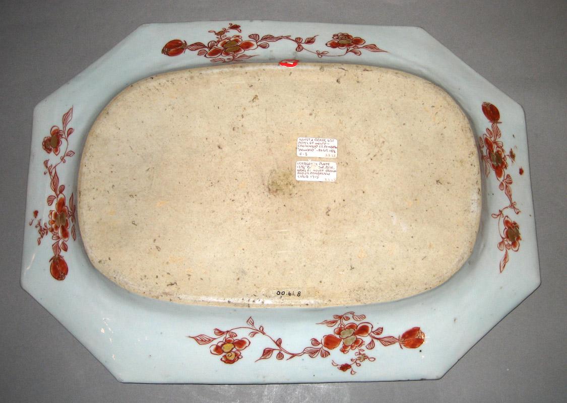 2000.0061.008 Dish underside
