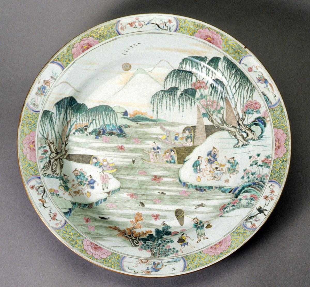 2000.0061.019 Porcelain Dish