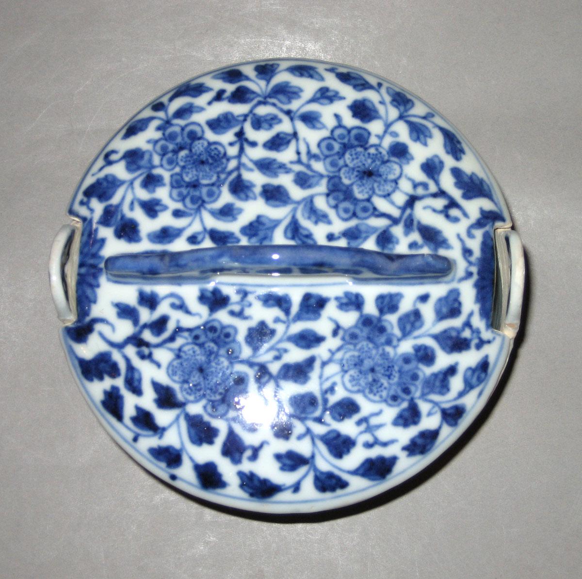 2000.0061.047 A,B Porcelain butter dish top