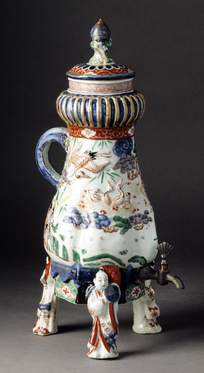 2000.0061.011.048 A, B Coffee Urn