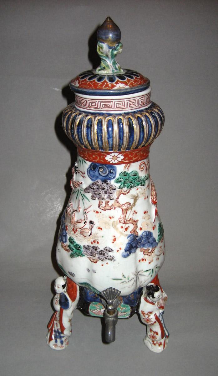 2000.0061.048 Coffee urn front