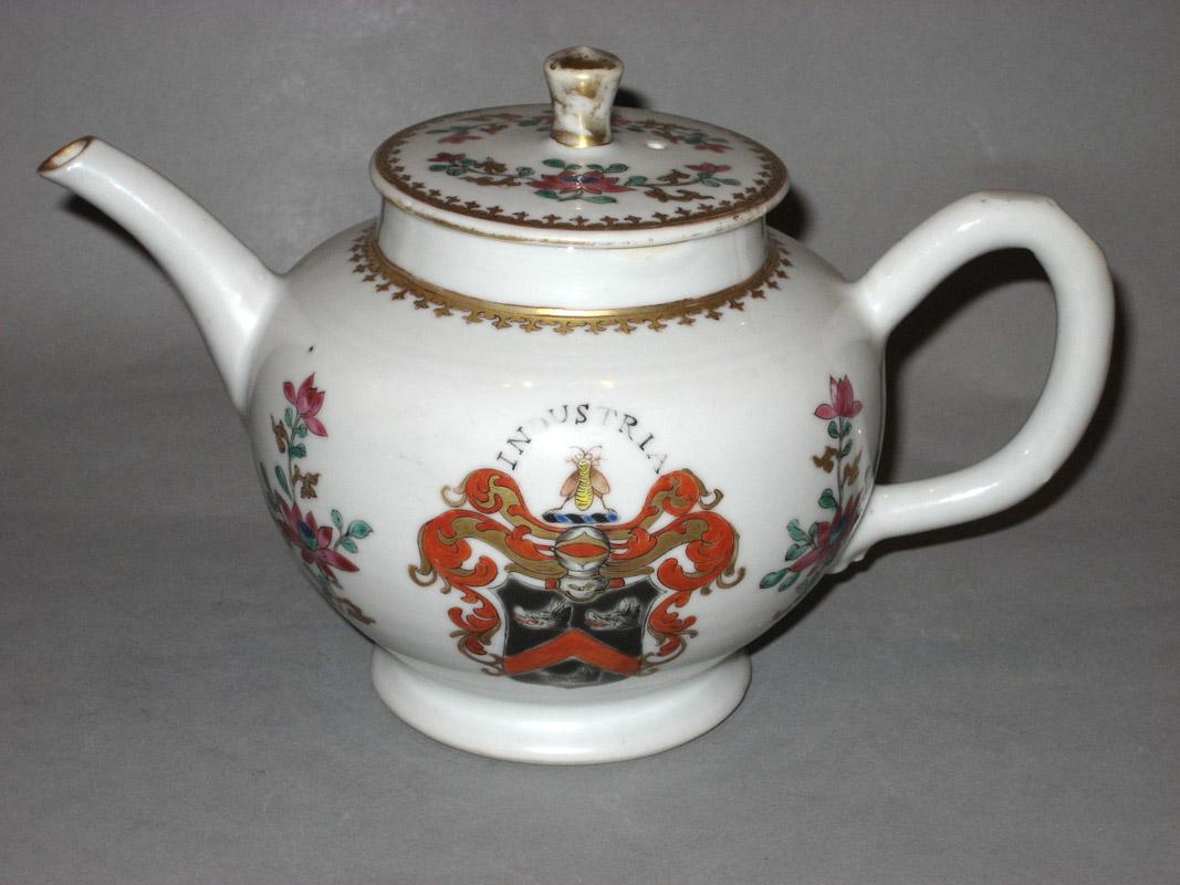 2000.0061.053 Teapot view2
