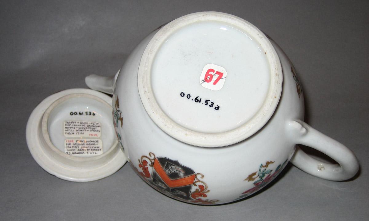 2000.0061.053 Teapot underside