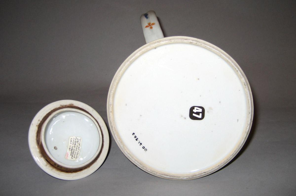2000.0061.056 Coffee pot underside