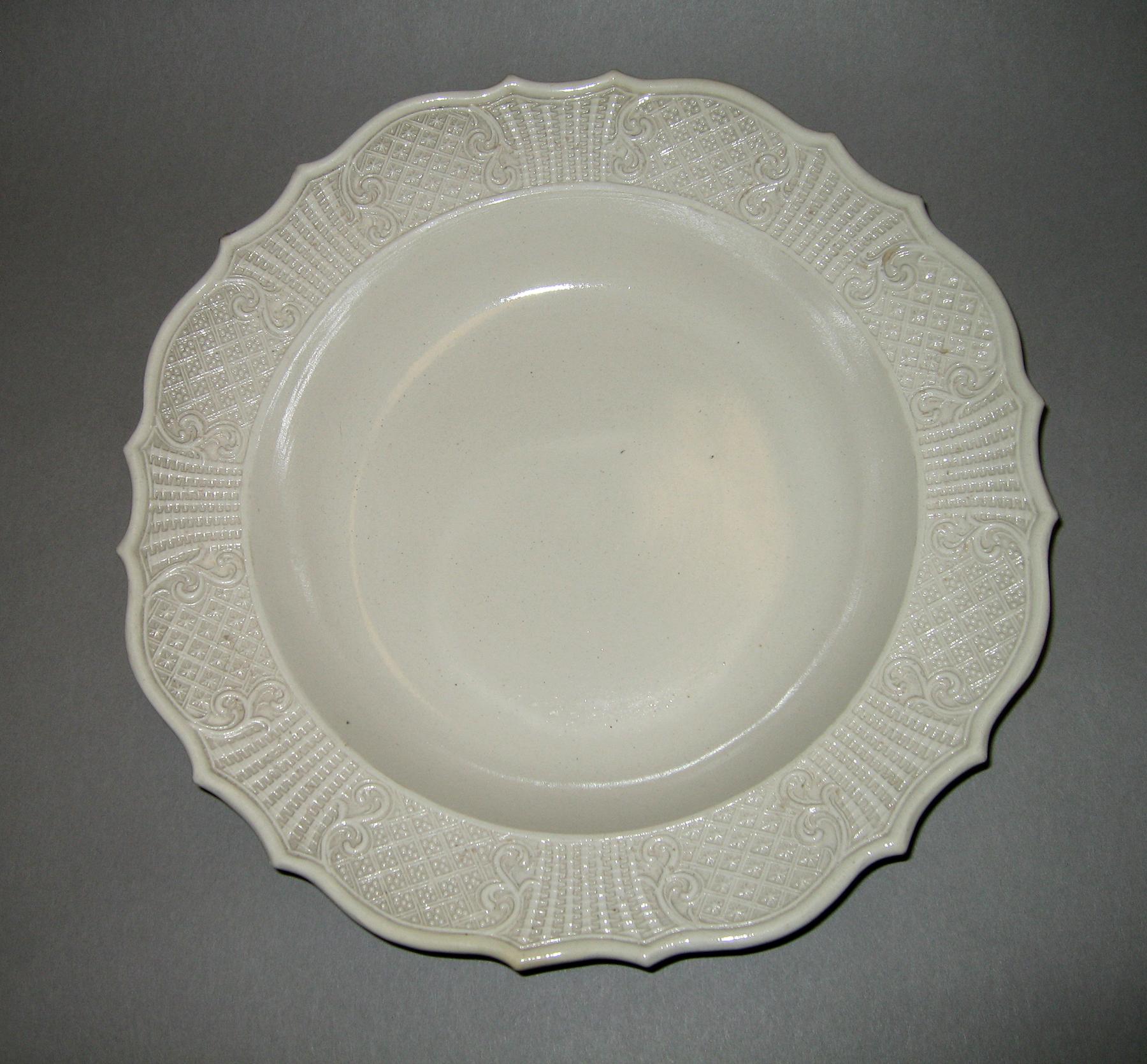 1958.0826 Soup plate
