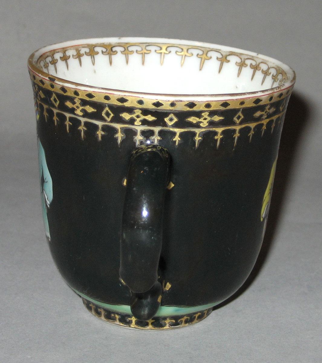 2000.0061.062 A Porcelain coffee cup handle
