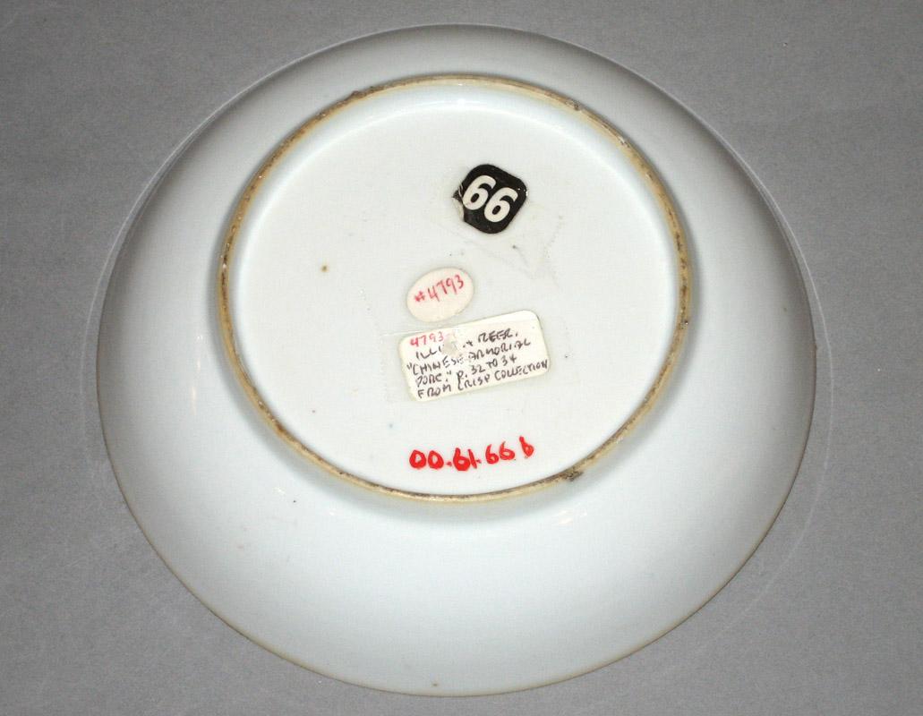 2000.0061.066 Saucer underside