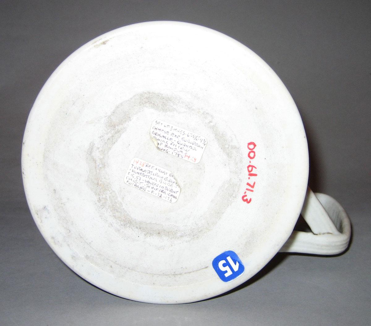 2000.0061.071.003 Porcelain mug underside