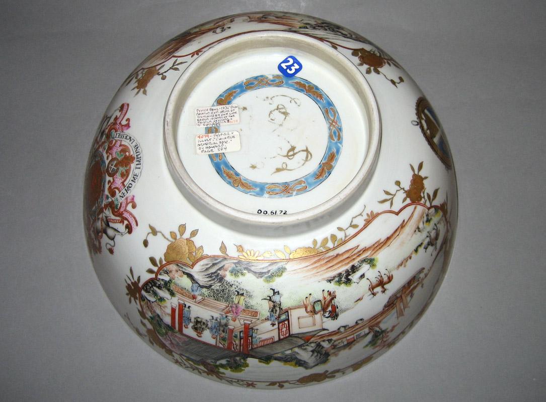 2000.0061.072 Bowl underside