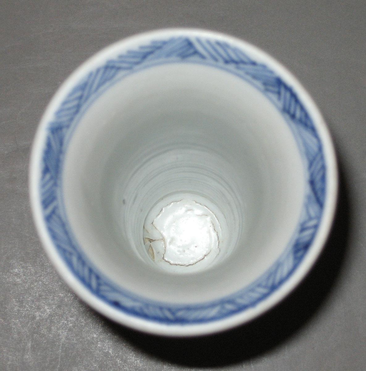 2000.0061.083.004 Porcelain flower container top
