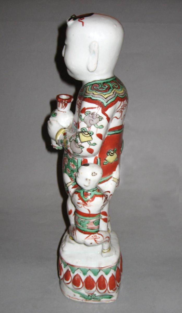 2000.0061.087.001 Figure side