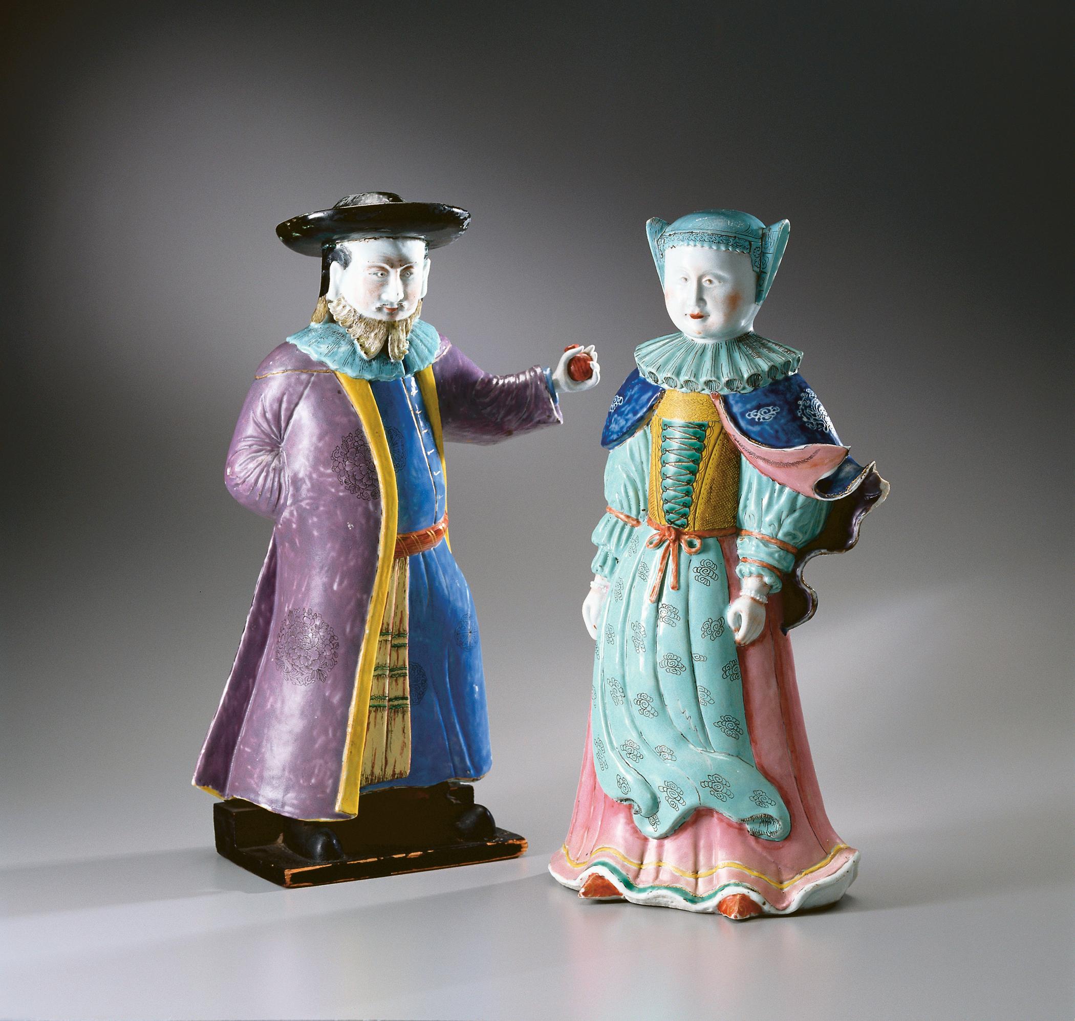 2000.0061.090, .091 Figures of a Dutch merchant and Lady