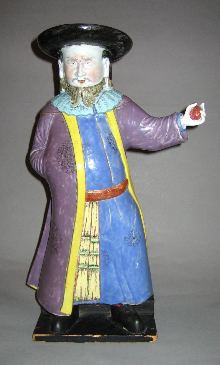2000.0061.090 Porcelain figure