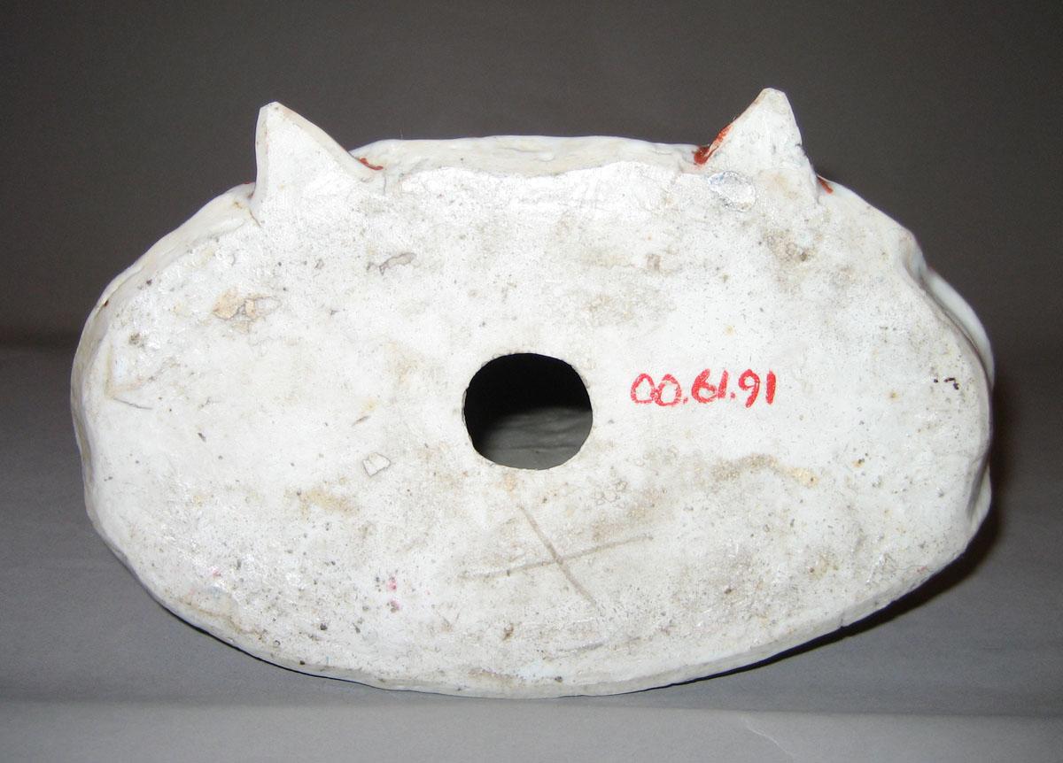 2000.0061.091 Porcelain figure underside