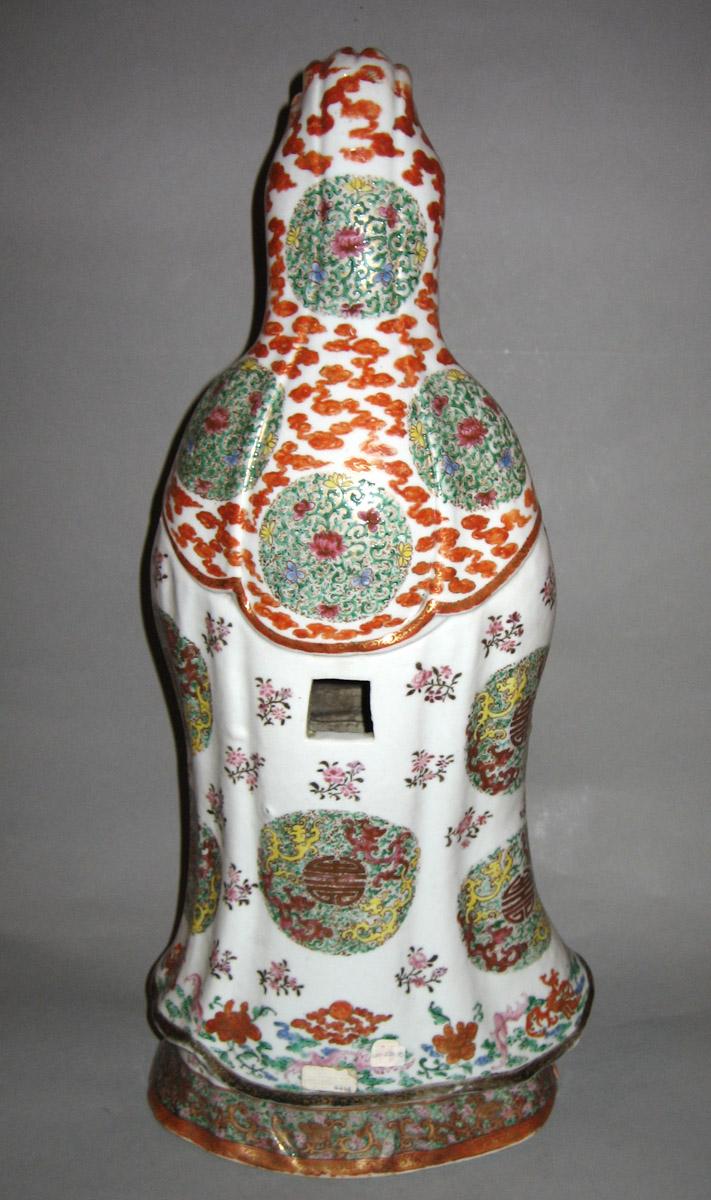 2000.0061.094 Figure rear