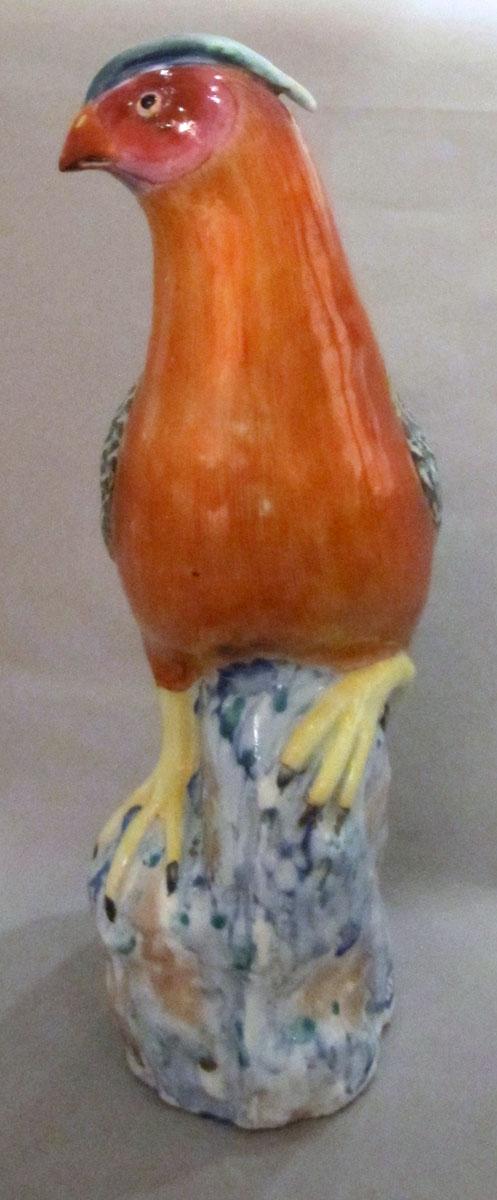 2000.0061.096.001 Porcelain figure front