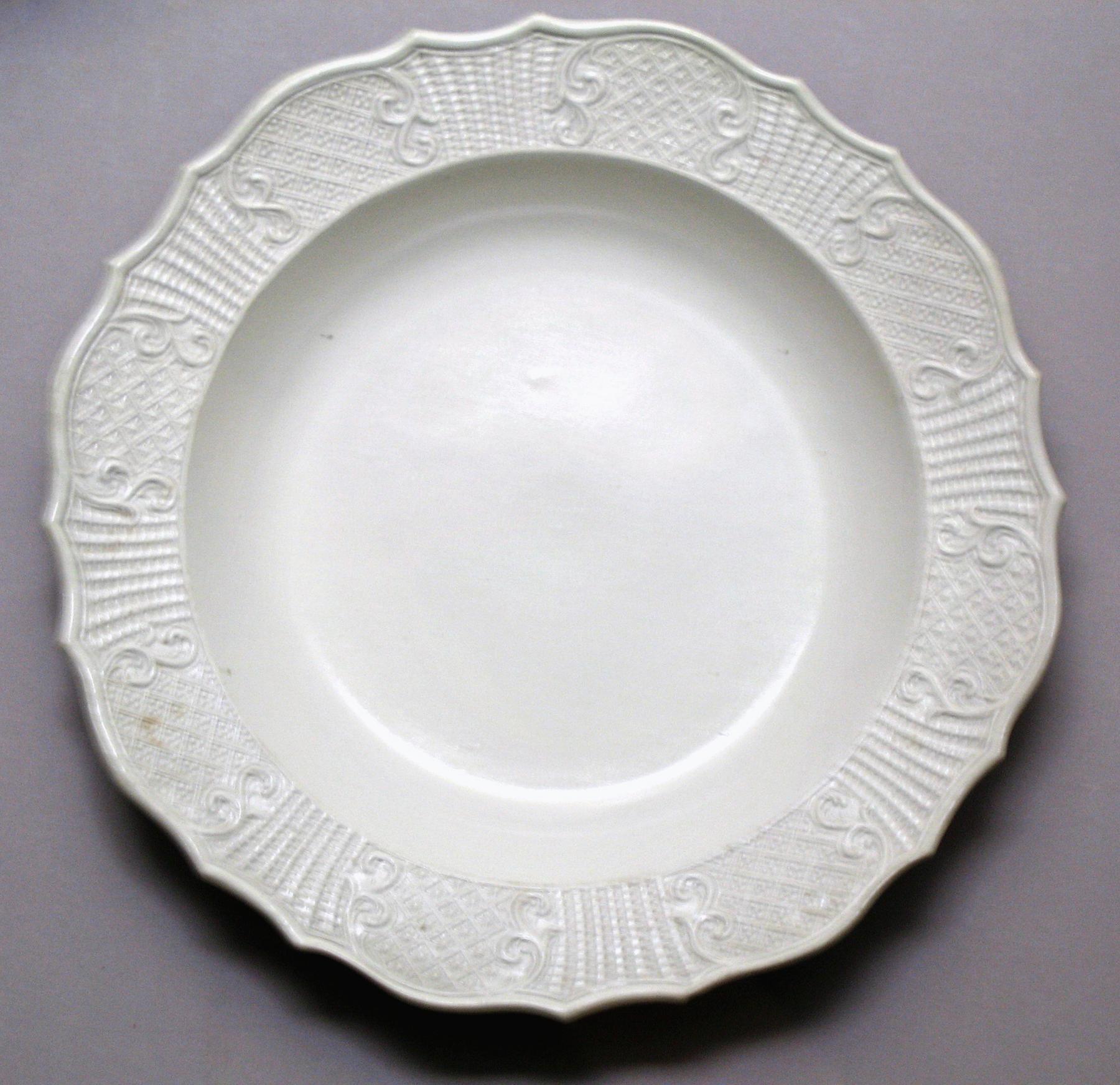 1958.0832 Soup plate