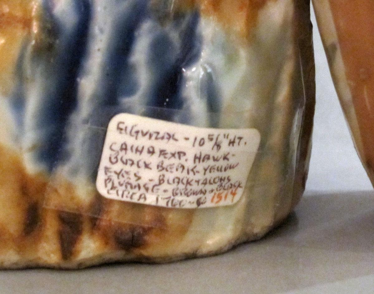2000.0061.098 Porcelain figure label