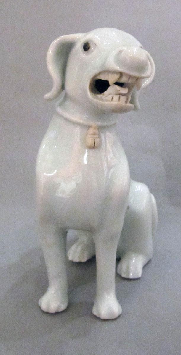 2000.0061.101.002 Porcelain figure front