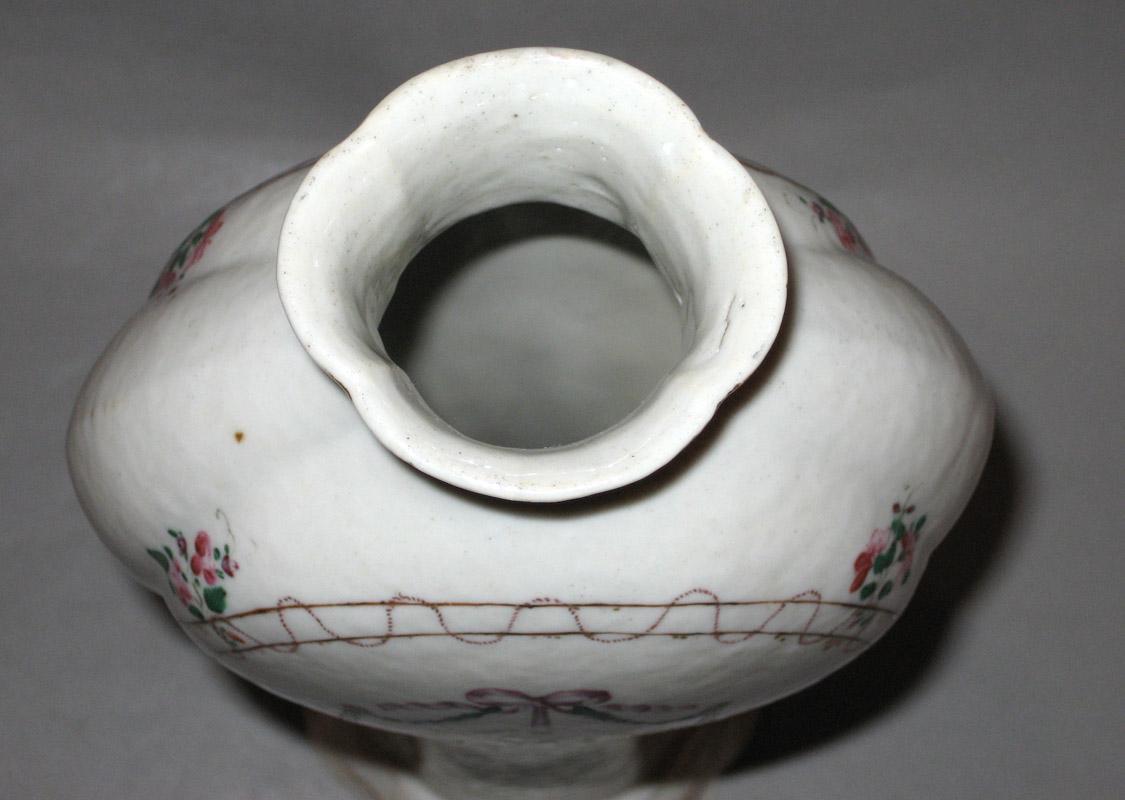 2000.0061.105 Flower container upper