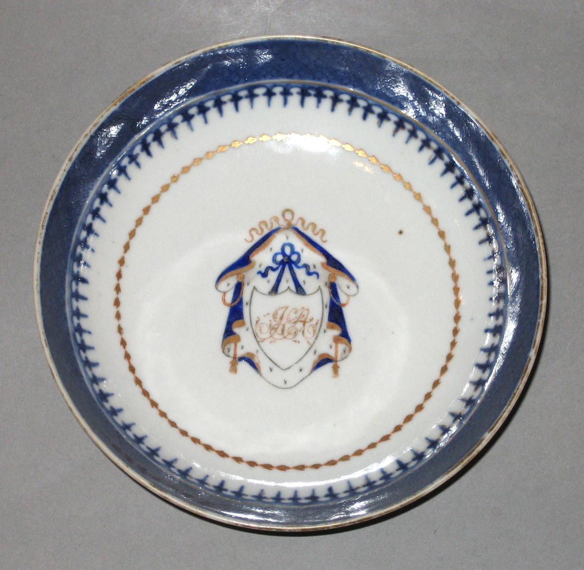 2000.0061.107.006 Porcelain saucer