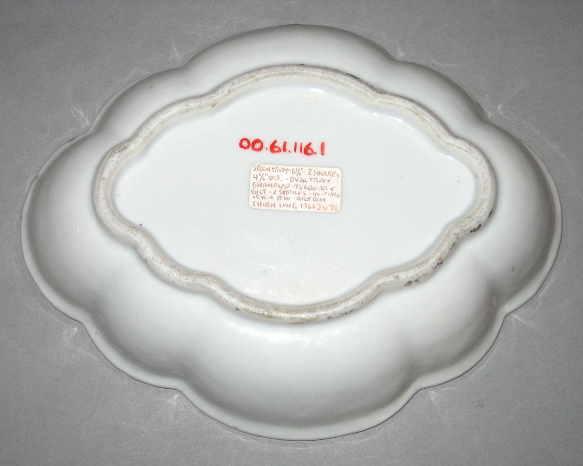 2000.0061.116.001 Porcelain spoon tray underside