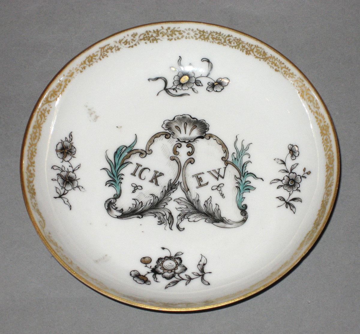 2000.0061.116.002 Porcelain saucer