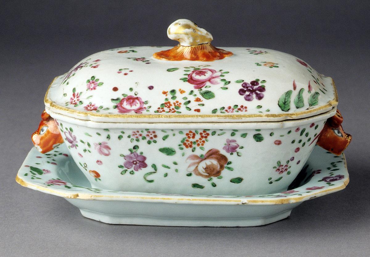 2000.0061.119 Tureen