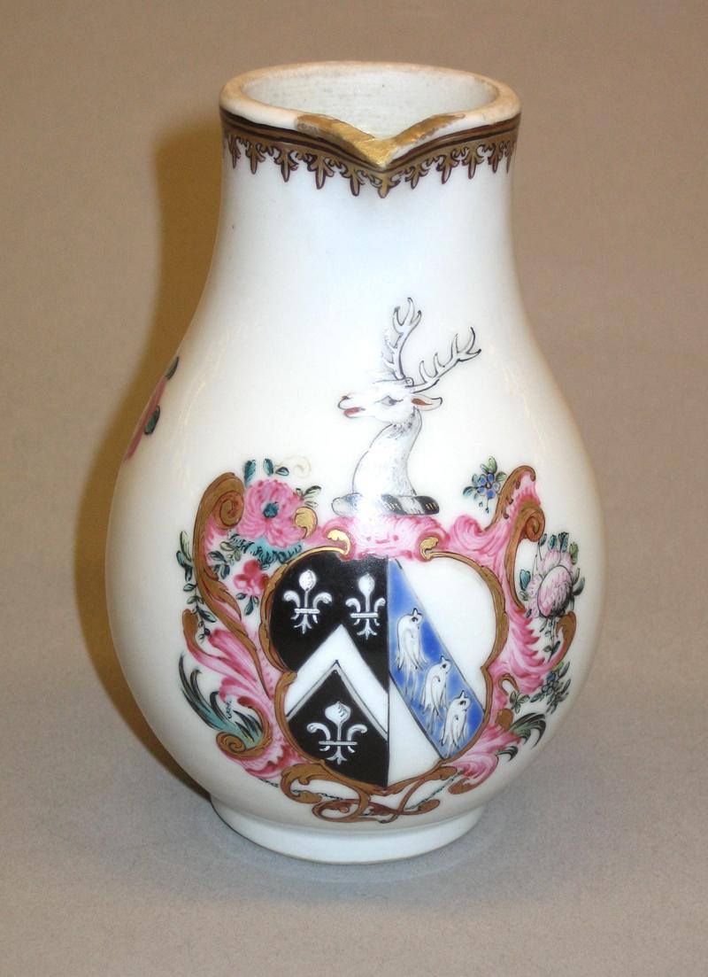2000.0061.125.002 Cream or milk jug front