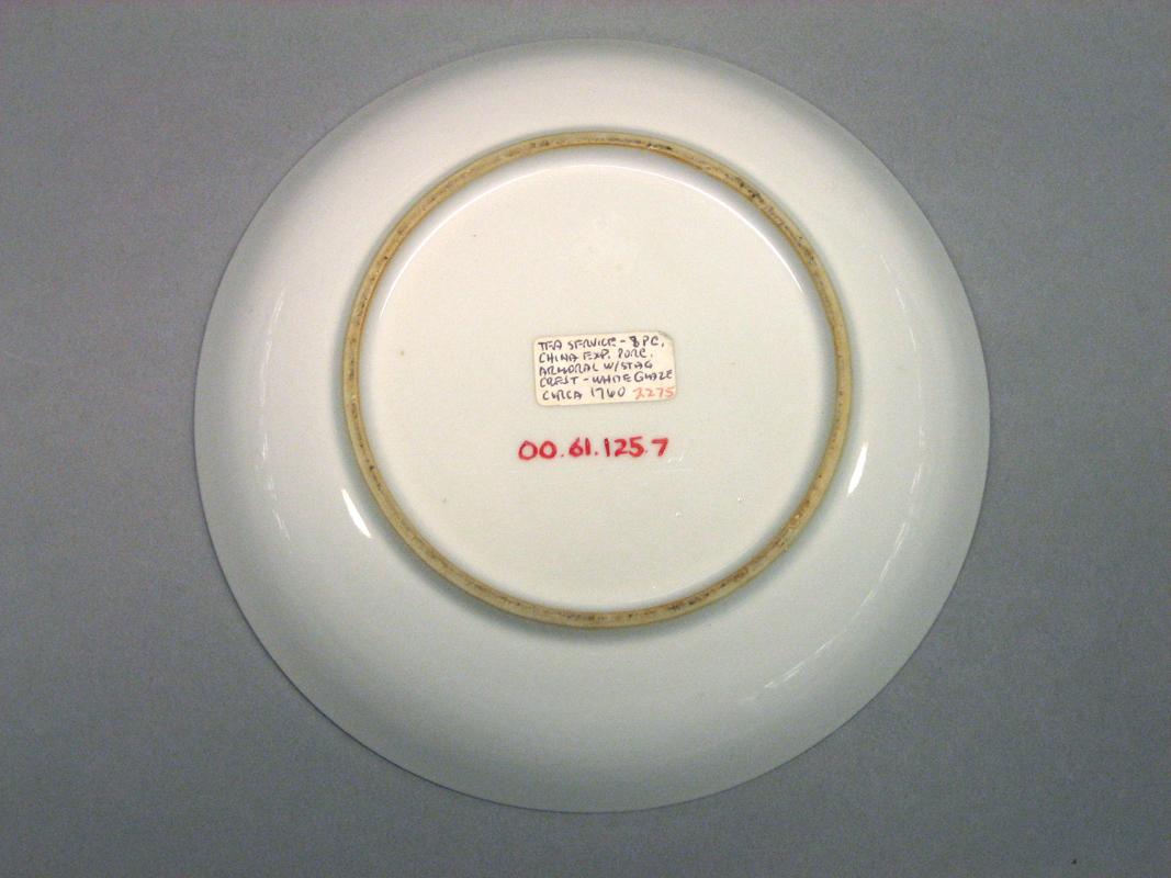 2000.0061.125.007 Saucer underside